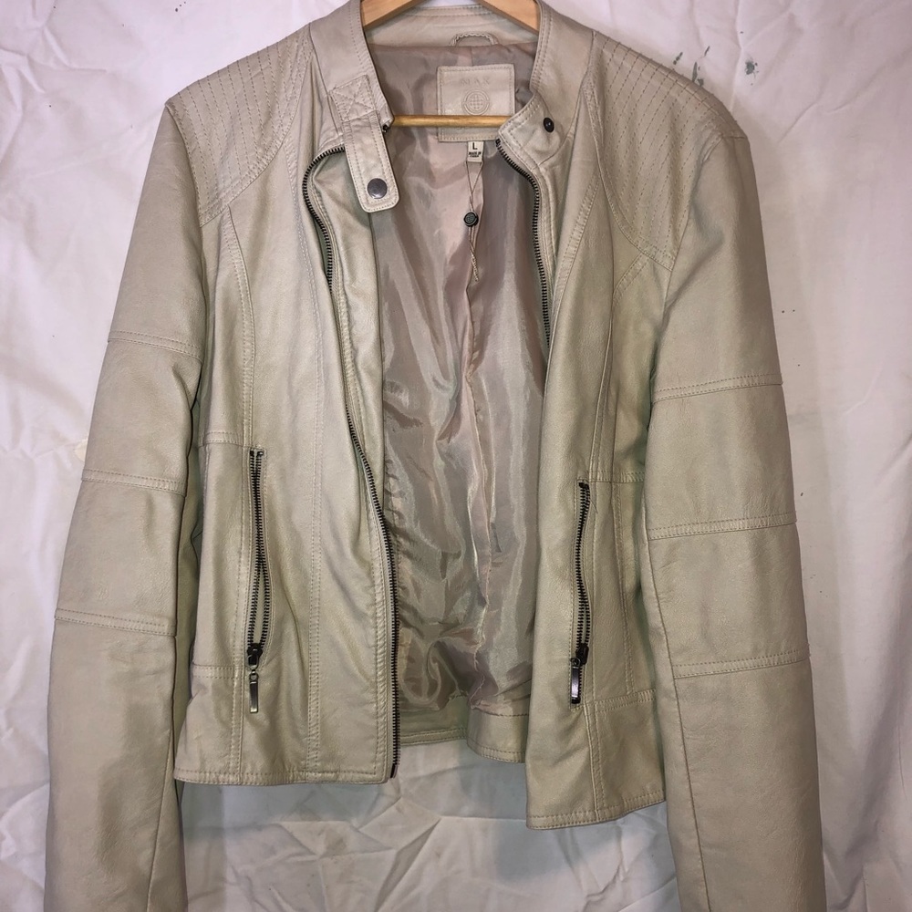 Tan leather jacket.